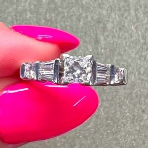 Platinum Ring with five Natural Diamonds